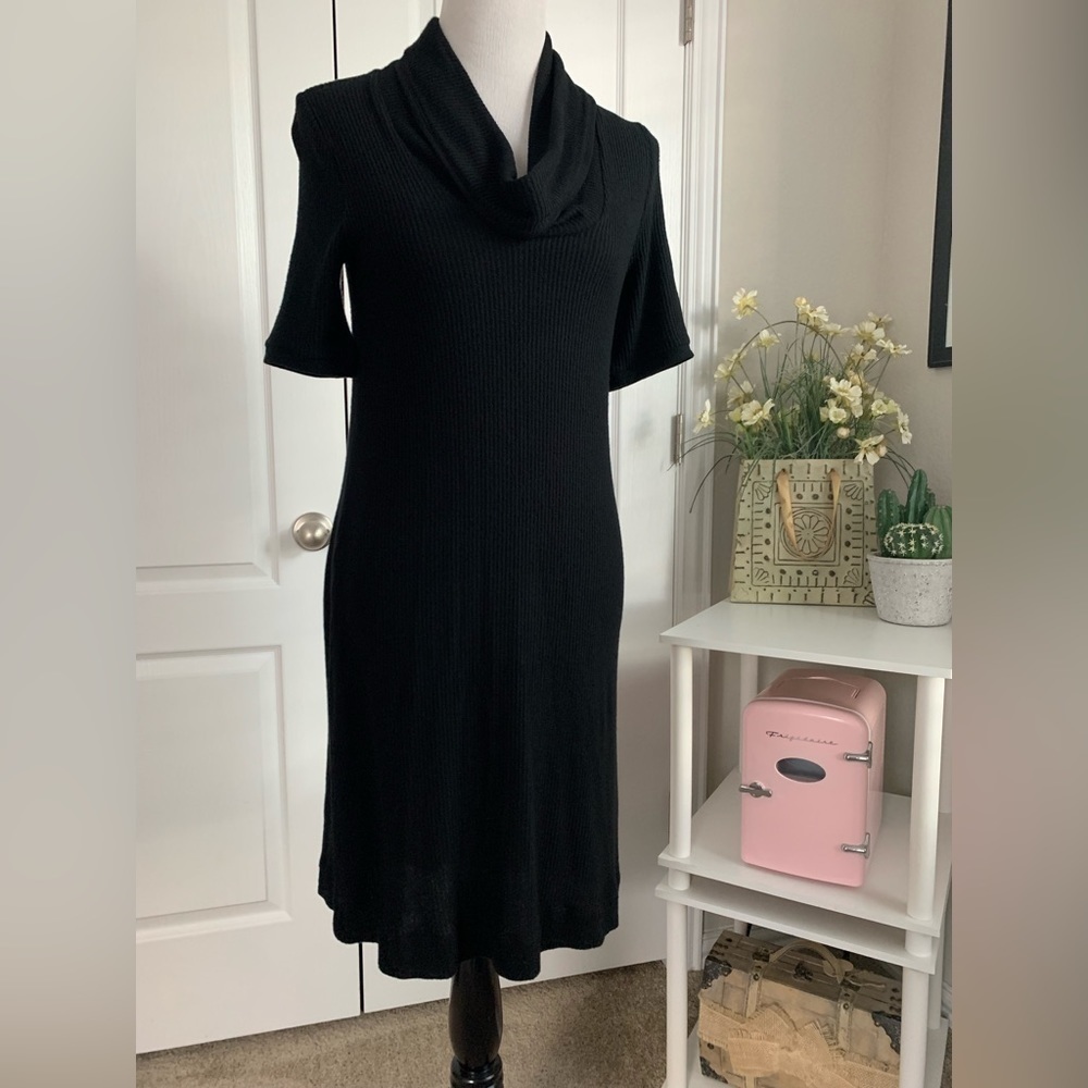 Three Dots Verity Sweater Dress in Black - Size M short sleeve cowl neck dress - Picture 1 of 14